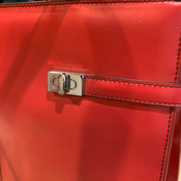 Wilson's bright orange ladies leather brief case.  Striking color.  Fully lined. - Picture 8 of 11